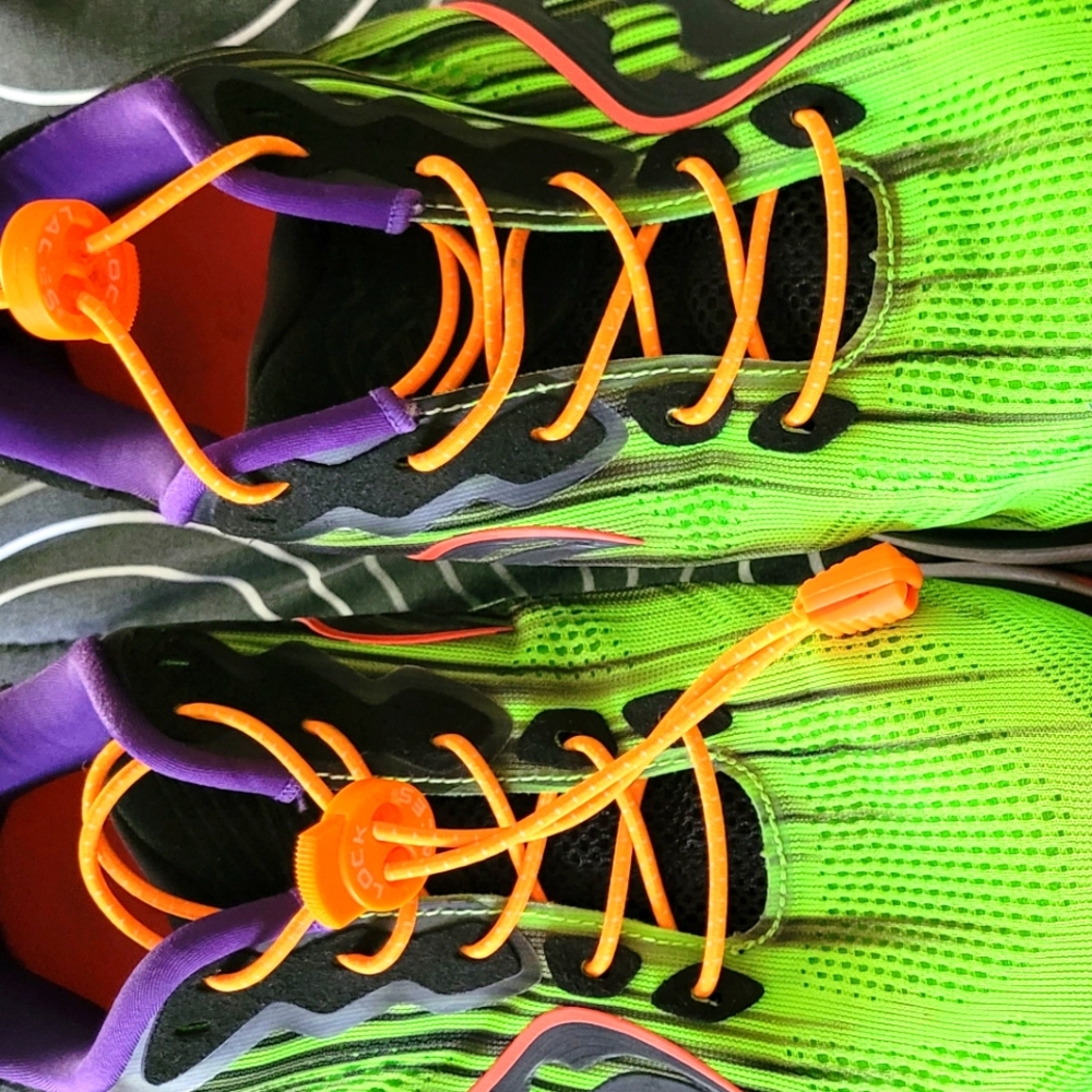 Saucony size 10 men's